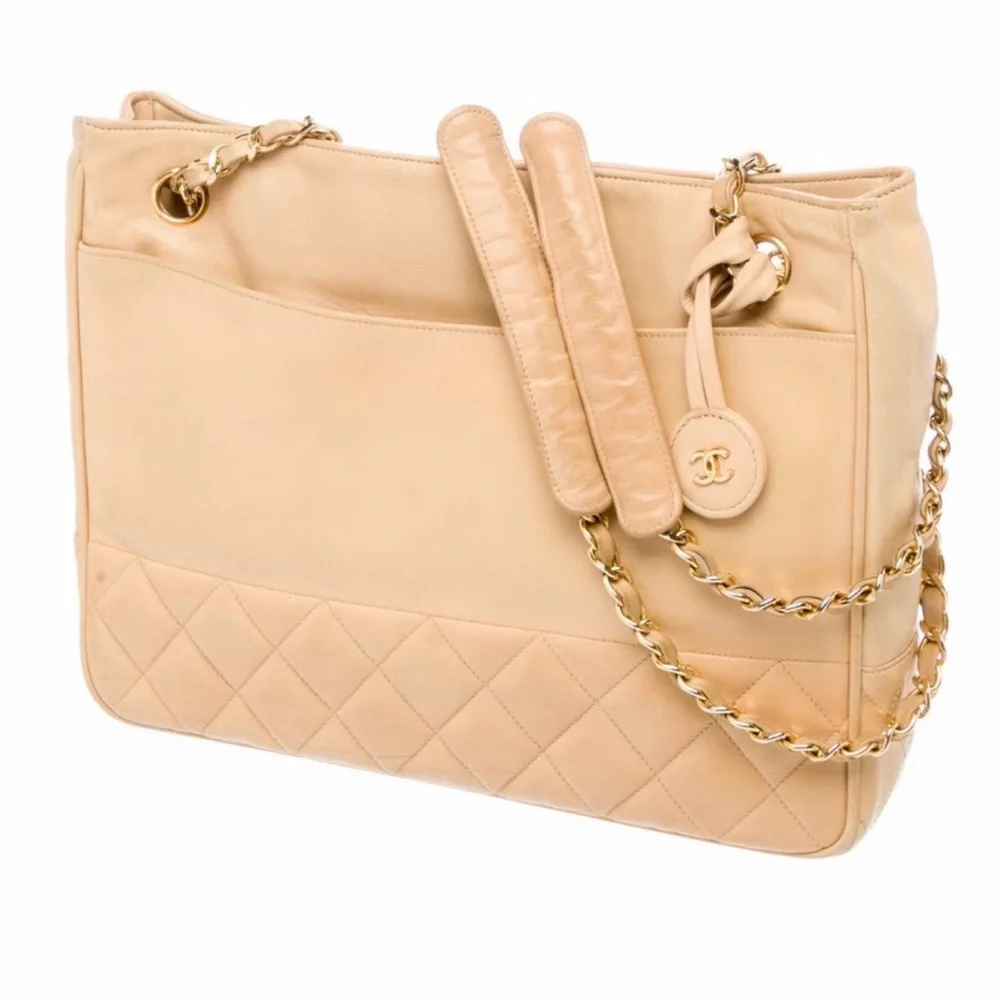 Chanel Cream Quilted Shoulder Bag - Picture 1 of 11